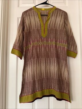Women's beige-brown geometric Print Tunic with Olive Trim
